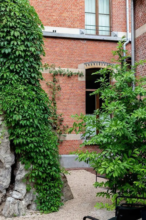 Hotel August Antwerpia 4*,